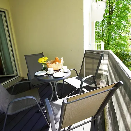 Residenz Am Yachthafen Whg 9 Apartamento *